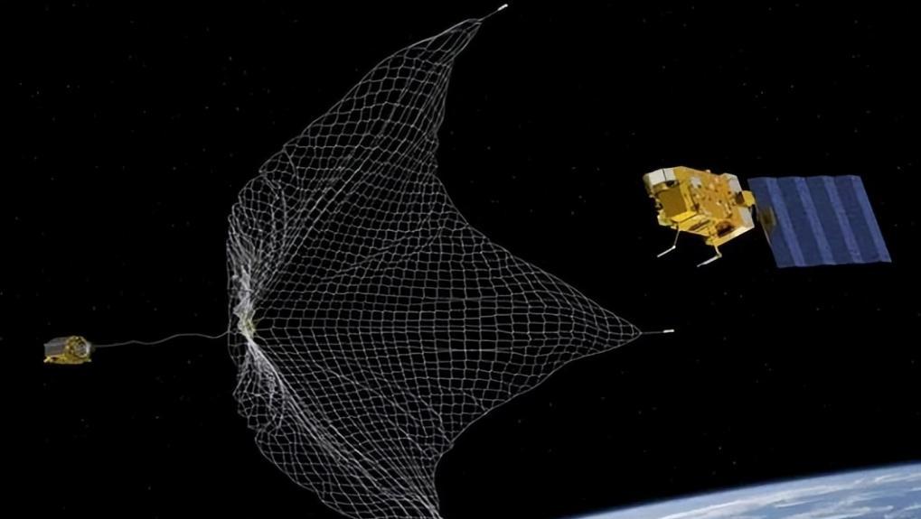 美国慌了！！中国那颗实践二十一号卫星。最近干了件利索事。把失效的北斗卫星