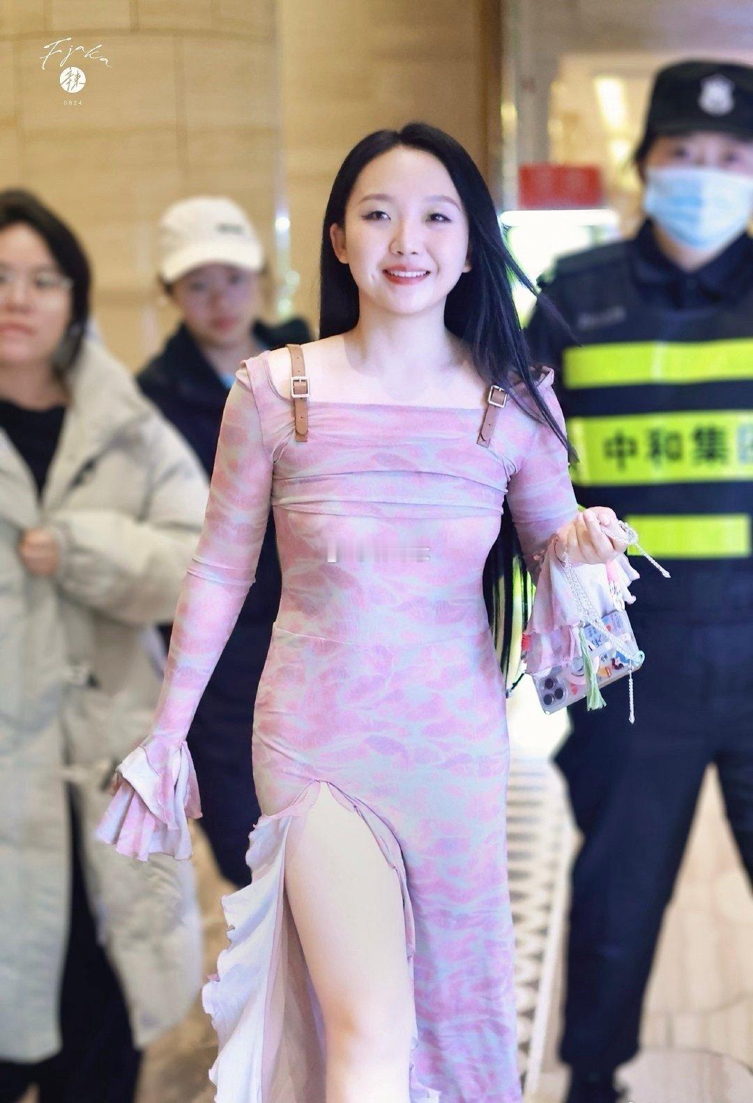 辣目洋子上浪姐瘦了20斤，变化好大感觉整个人状态感觉更好了！​​​