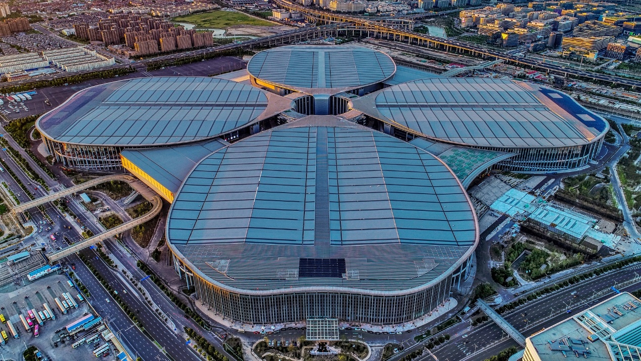 第八届进博会开幕在即 “四叶草”搭起全球合作共赢新桥梁