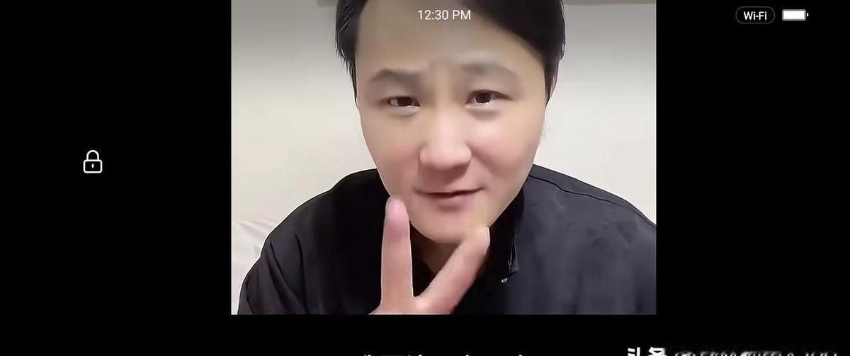 当年撕通知、拒演大封箱，闫云达自己都承认“作”得够狠。八年过去，他不骂郭德纲了