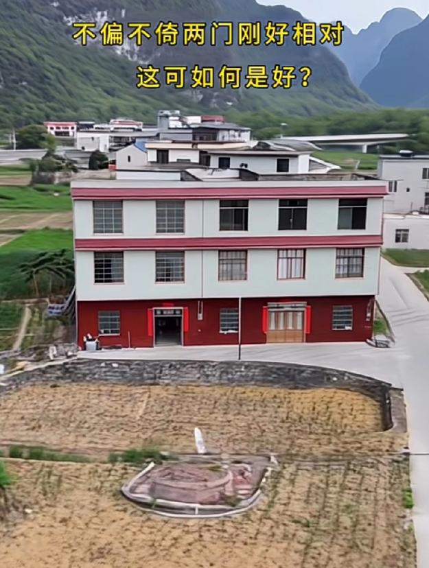 打工两年多，刚回到家就被眼前一幕吓懵了离家时门前明明还是一片空荡荡的庄稼地