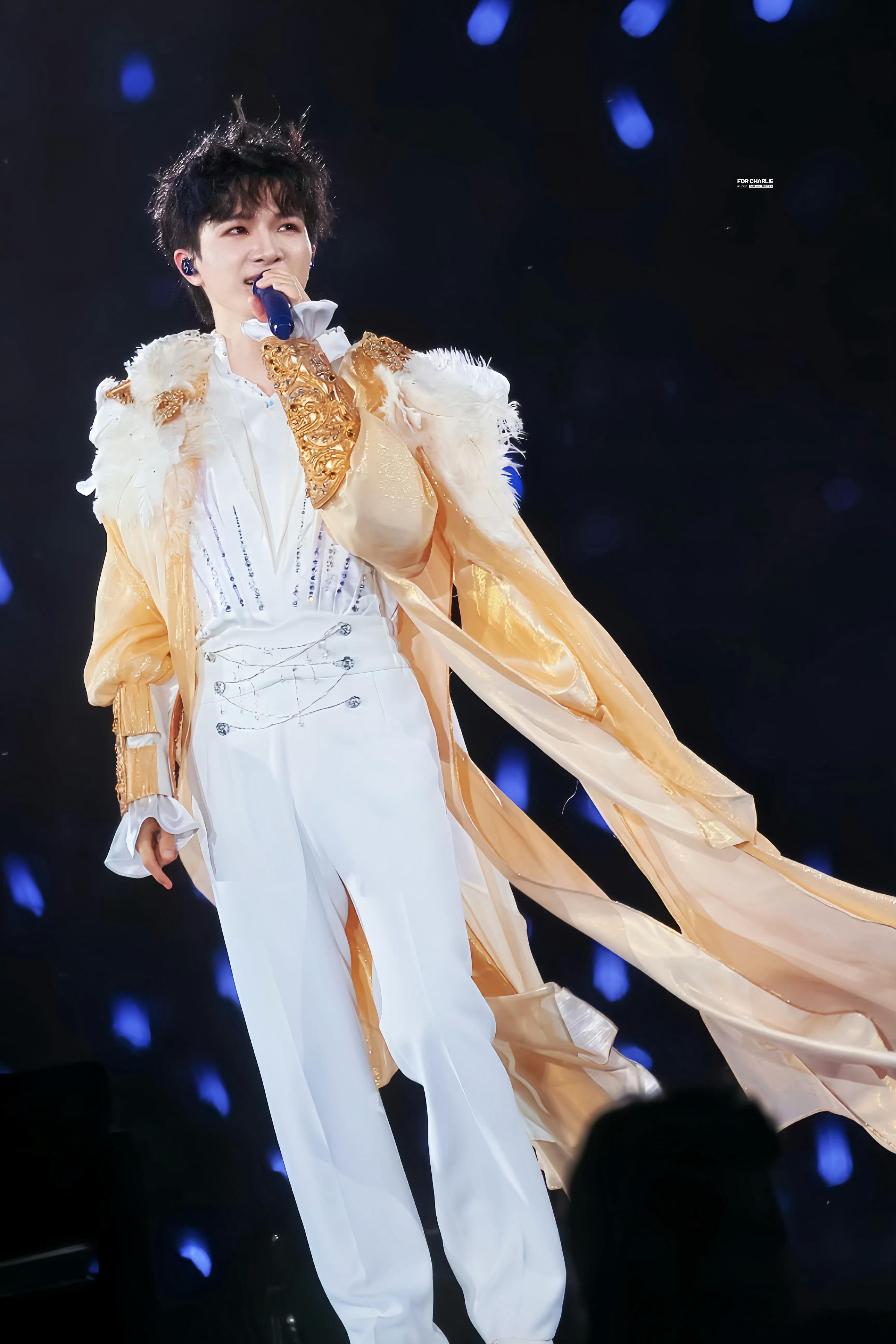 周深周深电影四渡主题曲周深2026深深的巡回演唱会﻿﻿6.21跌跌撞撞