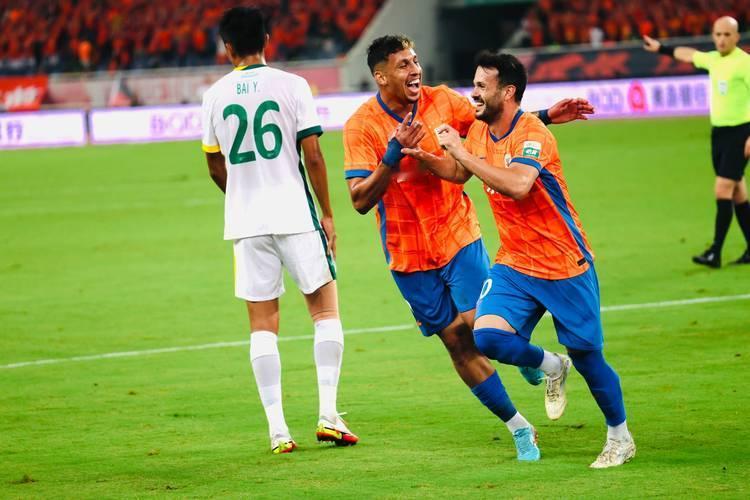 从罗麦多到瓦科，这么多年山东的外援你对谁印象最深？最近99山东功勋罗麦多到达济