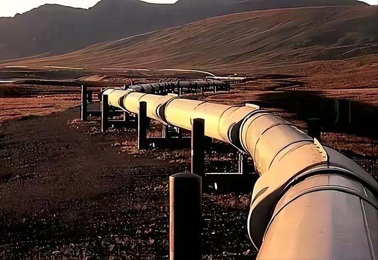 谁也没想到，德国为摆脱俄罗斯能源依赖绕了一大圈，最终还是栽在了同一条管道上。据知