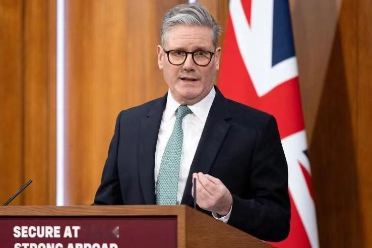 昨晚，《纽约时报》报道:“英国首相斯塔默拟于明年1月底访华，若成行将是自2018