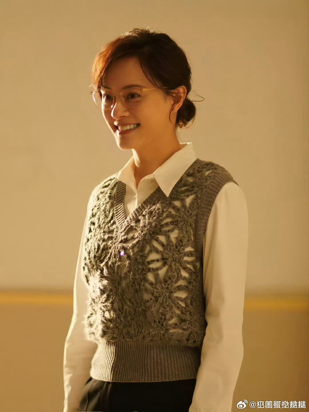 孙俪用一条条语音回复新人演员新人演员说遇到孙俪很幸运手足无措时，有人把经验揉进语