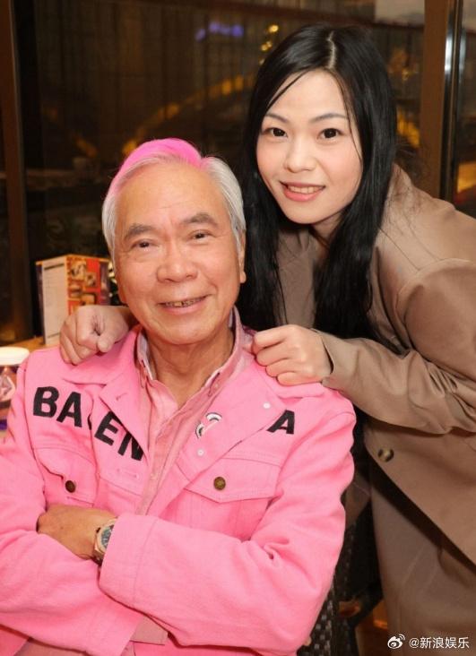 据港媒，现年74岁的TVB老戏骨李龙基，在节目中透露已在狱中向37岁女...