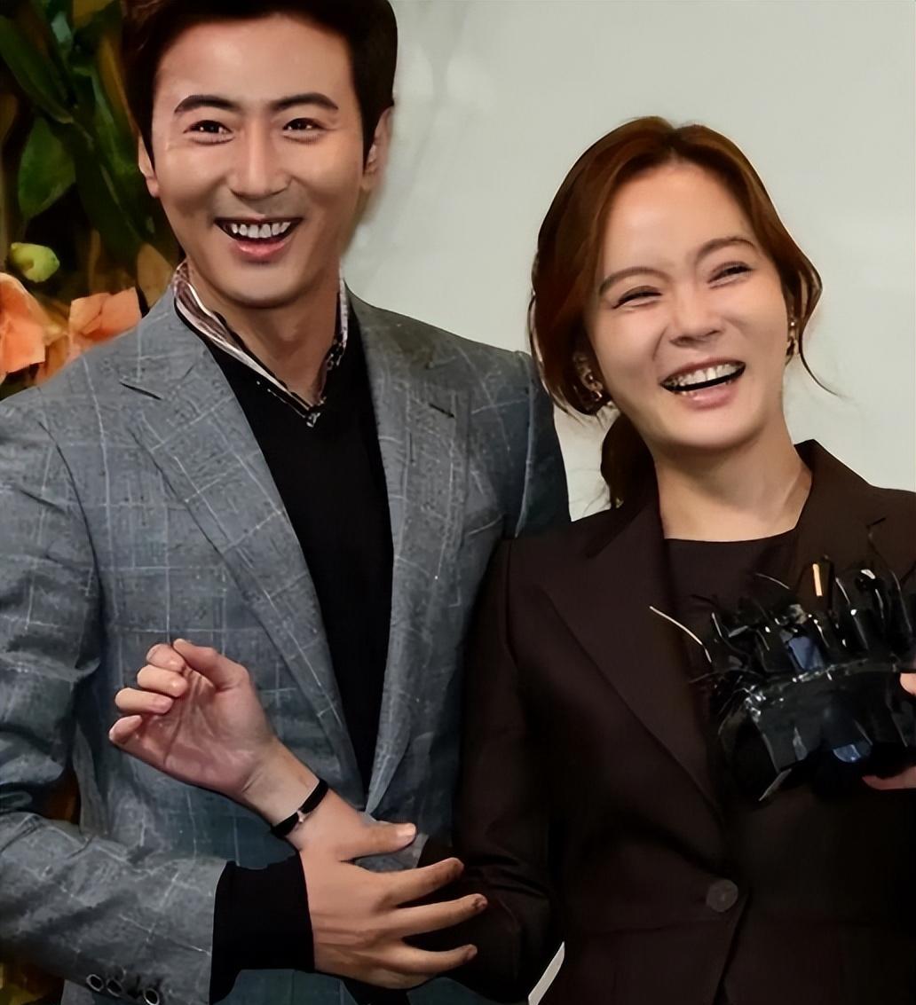 高梓淇再赴韩国探子！父子合影尽显温情，7岁珉宇帅气出镜蔡琳缺席高梓淇和蔡琳这对