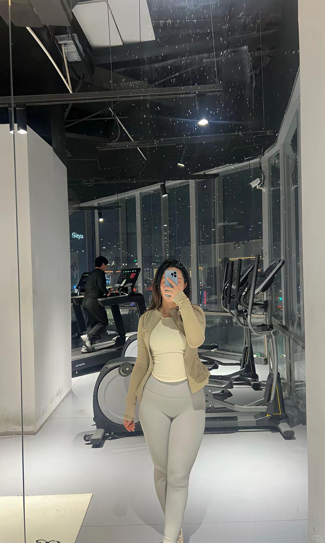 要坚持多久才能练出这么好的身材呢