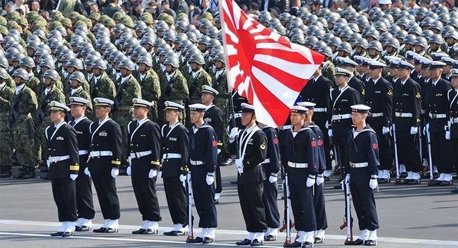 网上有这么一种声音：为什么今天中国军费连年增加，为什么航母不断下水，为什么那些新