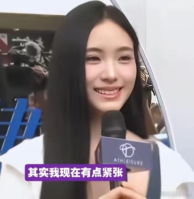 我有种强烈的预感，许雅钧将来门槛会踏破。小S真的很会生，三个女儿有才又漂亮！老大