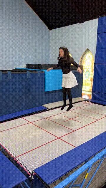 黑丝不错，但这个落地是大失败啊