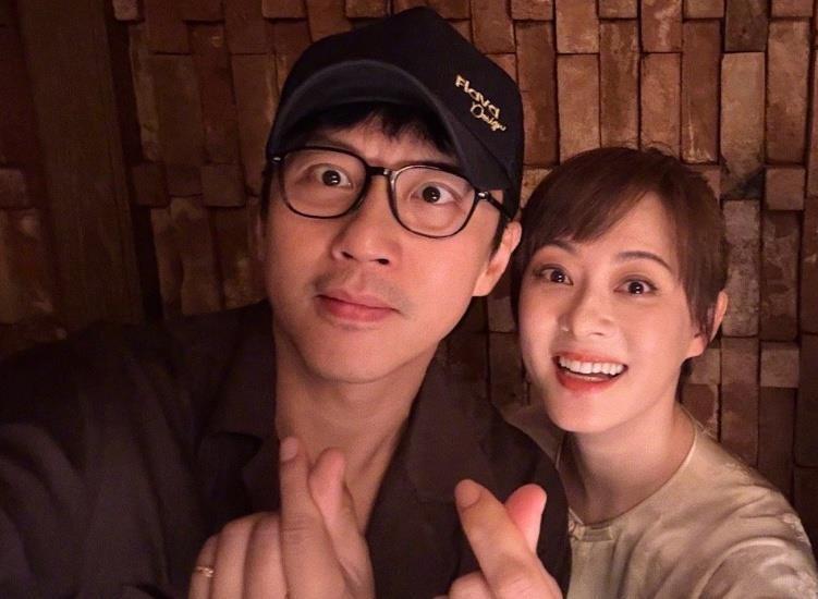 孙俪在社交平台发文，透露邓超在拍戏前问她如何提升上镜状态。孙俪把营养师的话转告