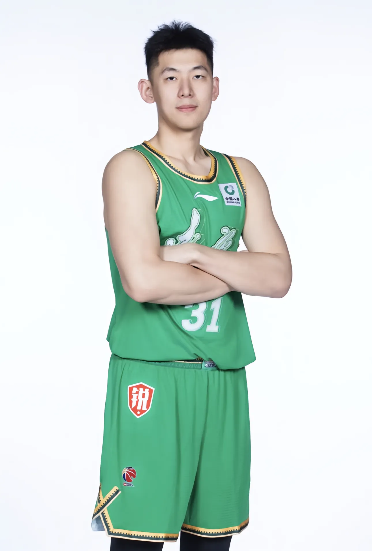 张陈治锋社媒分享图集并配文: 最后一“锐”