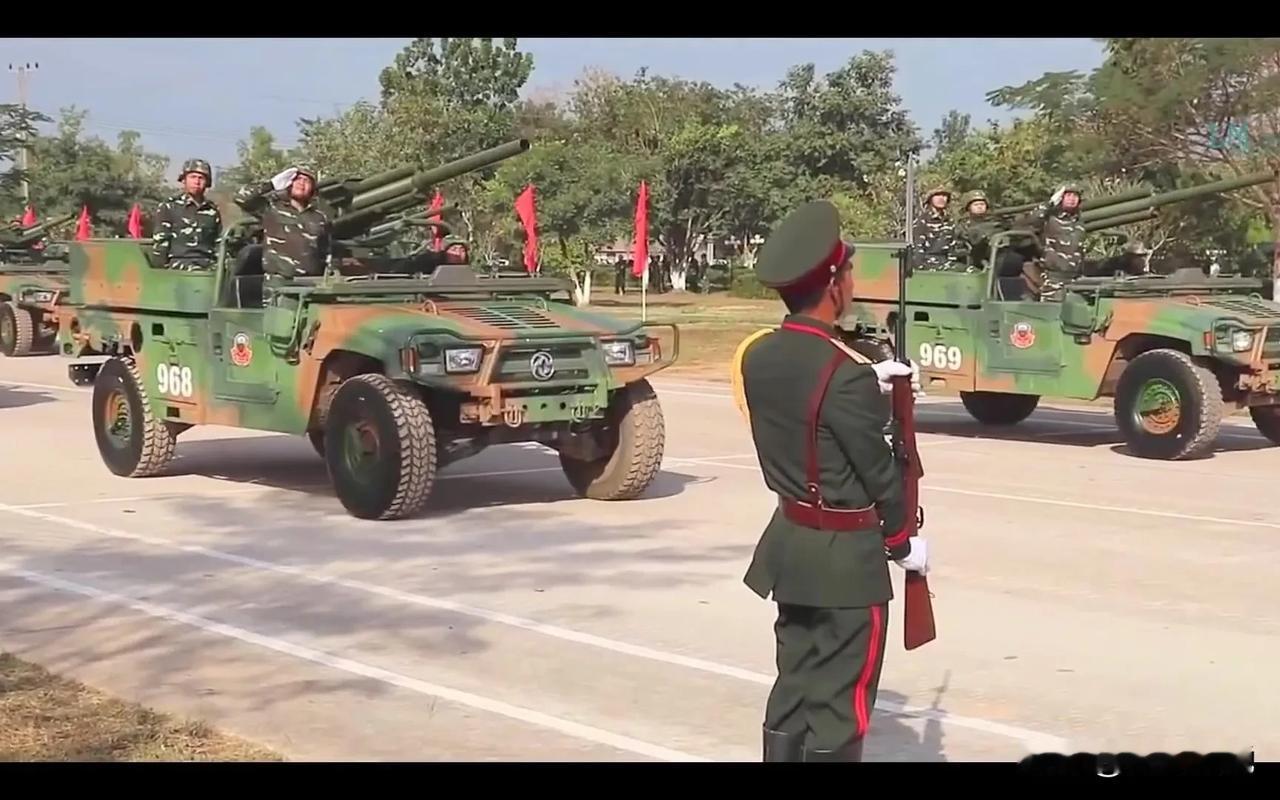 东风猛士在东南亚国家相当受欢迎，老挝人民军阅兵时，清一色的东风猛士，其出色的性能