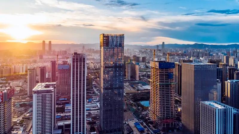 🔥昆明官渡区彻底要翻身了！GDP稳居全省第一，巫家坝崛起总部集群，新建多所学校