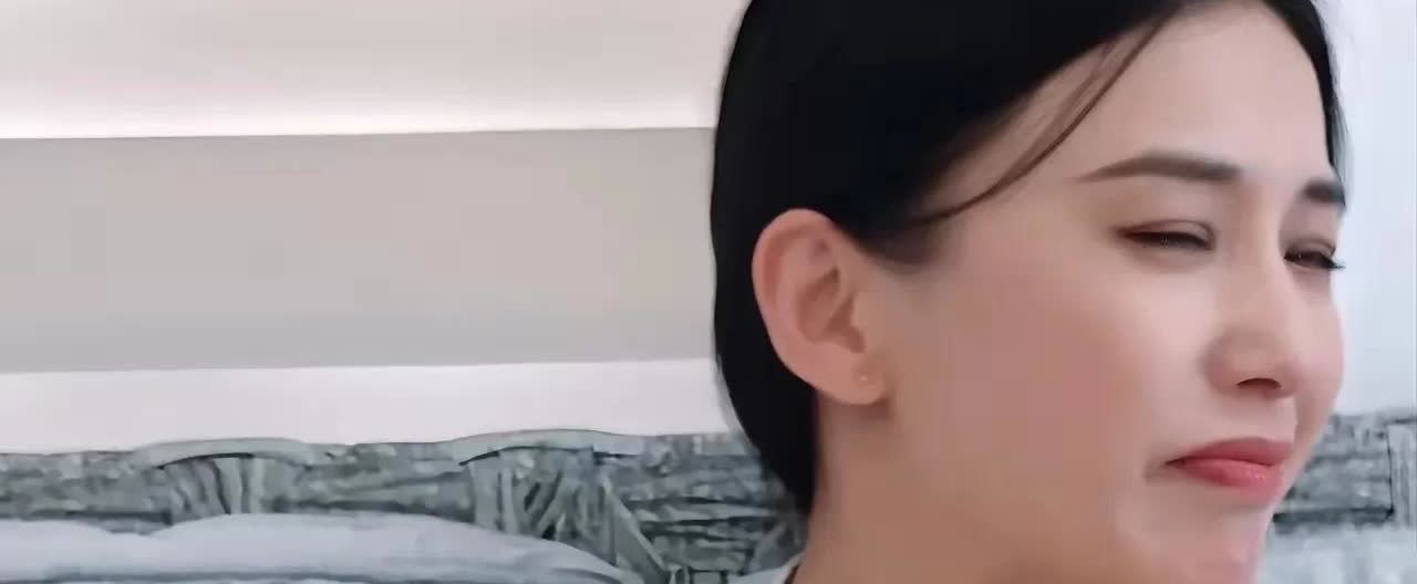 黄圣依后悔离婚了！她最大的问题就是不自知！参加了几个综艺节目，看到了一些之前