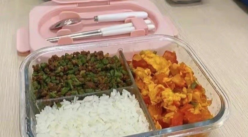 同事叫我帮她带饭，我犹豫了！！！