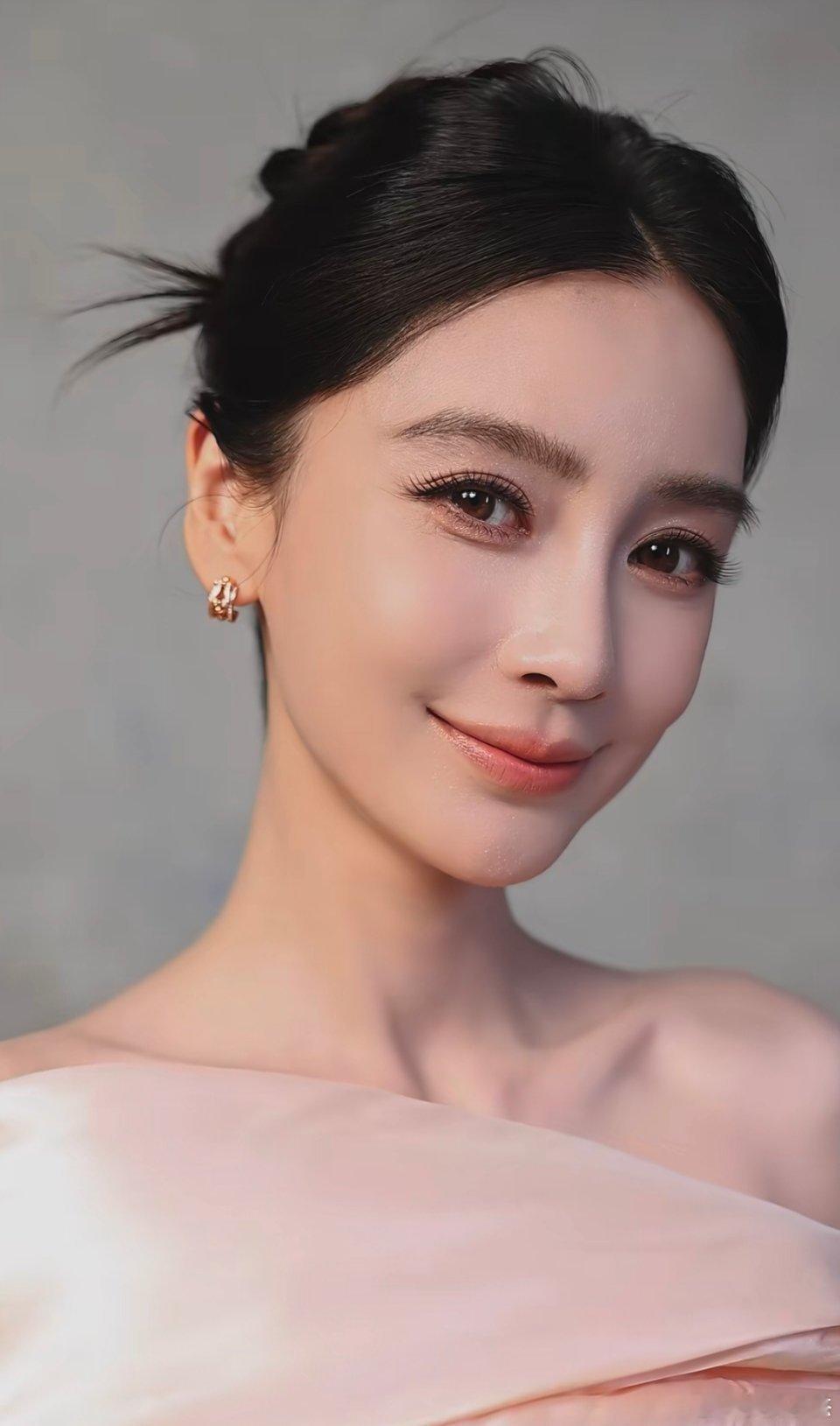 angelababy|杨颖好伟大的一张脸​​​
