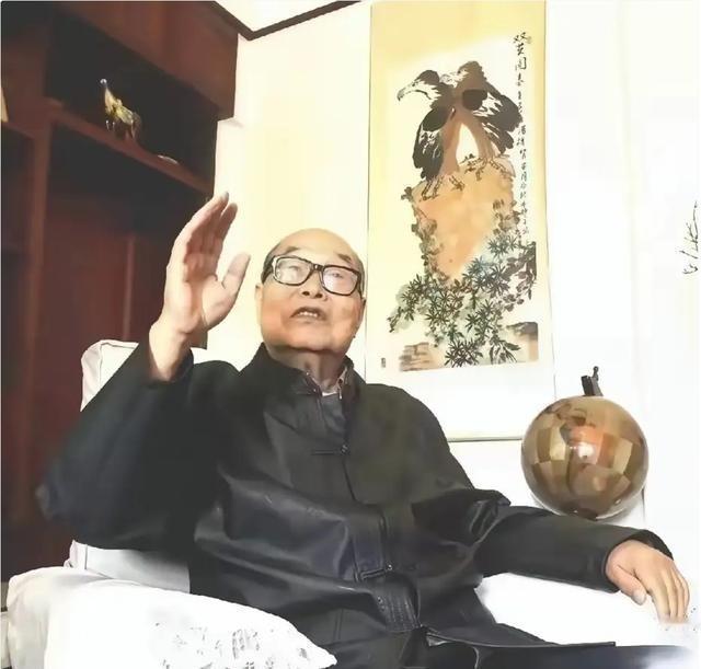 他是唯一一位健在的开国将帅，曾任39军副军长、总参作战部部长、山西省委书记、乌鲁