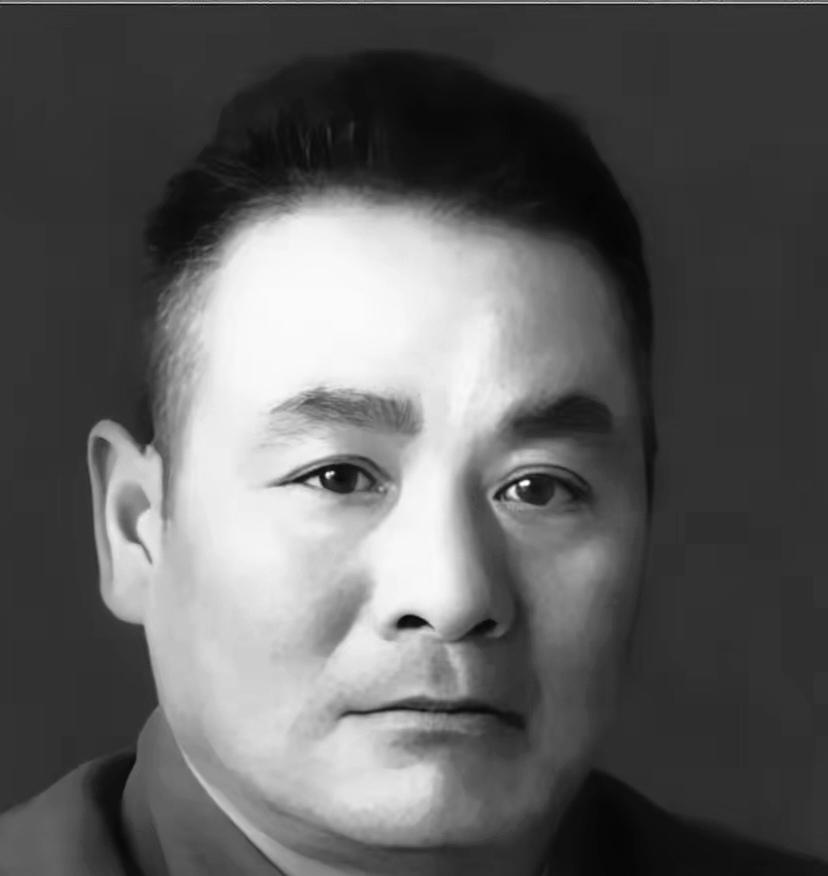 1937年，孟庆山被八路军主力刷了下来，揣俩信就单枪匹马扎进河北。他蹲点油坊
