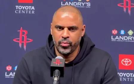 火箭队摊上逆天主教练了！乌度卡：“我不想每次进攻都停下来叫战术。我希望球员们