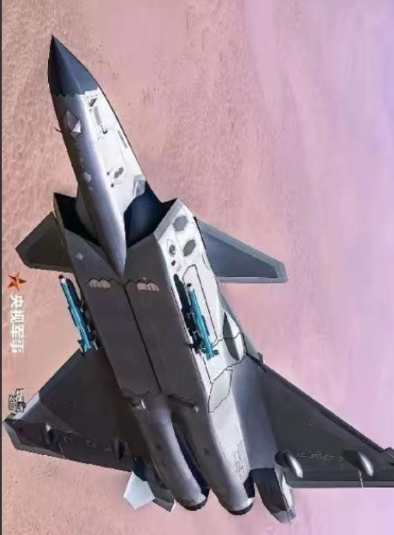 说一个对美国很残忍的事！以目前的技术水平，9架F22或许可以击落一架不带无人僚机