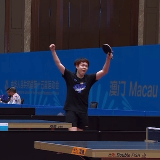 嘚瑟狗儿​​​