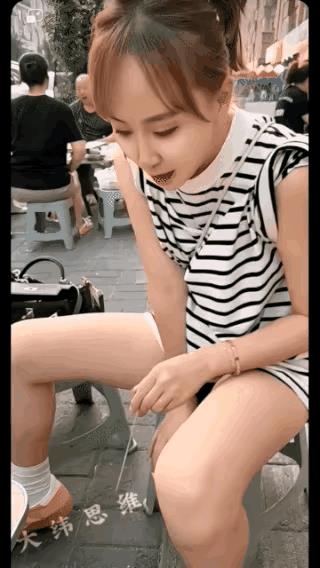 吃烤串咋不喊我一声呢😡