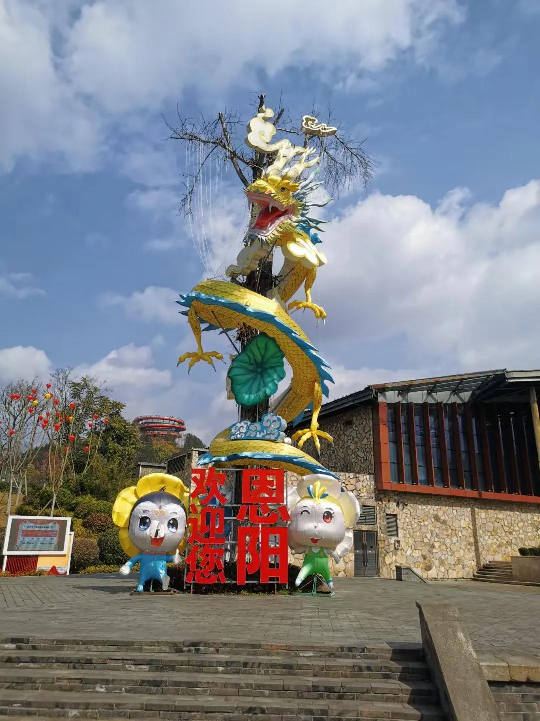 四川巴中……恩阳古镇旅游：恩阳古镇最初是一个水码头，在水运占据主导的古代一