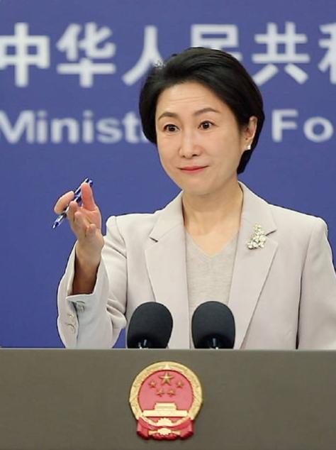 “收复台湾”这个说法，恐怕真该换了！9月8日，中国外交部发言人毛宁郑重宣告世界：