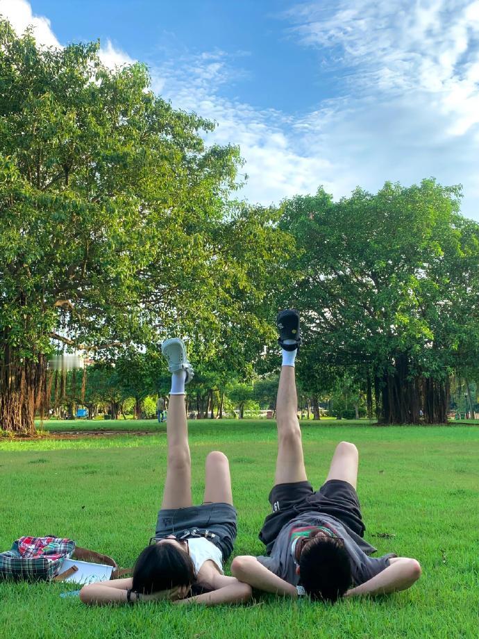 分享公园不露脸拍照姿势！📸​​​