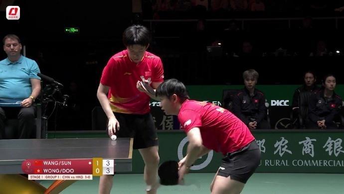 国乒混团世界杯8比1胜中国香港队【赞！国乒混团8比1开门红】孙颖莎王楚钦蒯曼林
