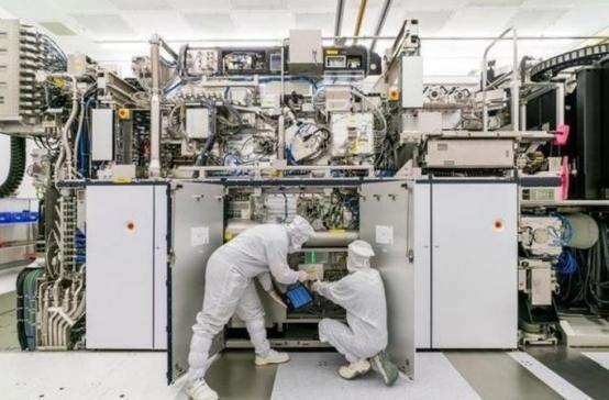 俄罗斯为什么不担心芯片制造和光刻机的问题？就这么说吧，除了中国，其他国家都不担心