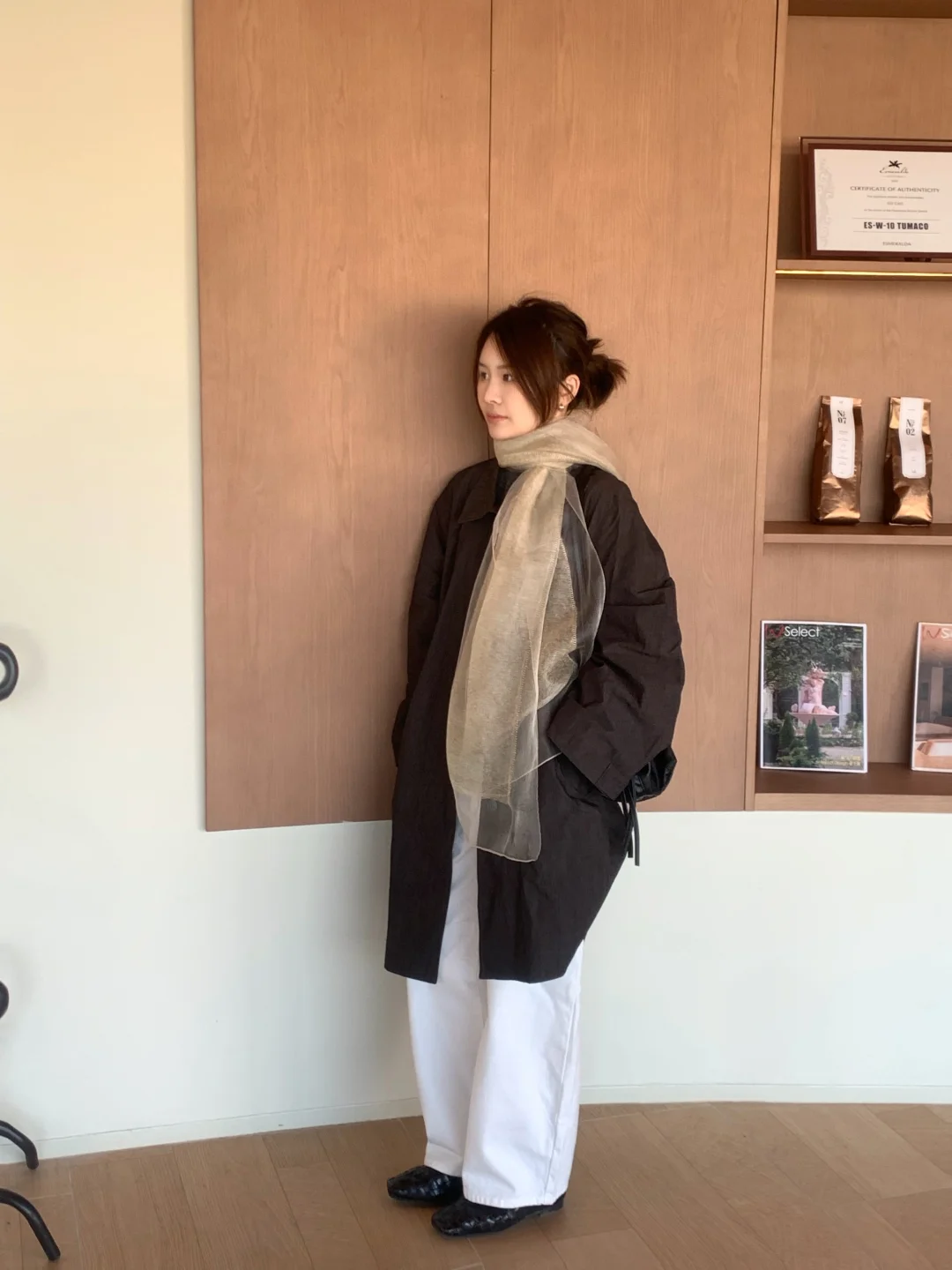 丝巾和风衣带来的自由松弛感🤍