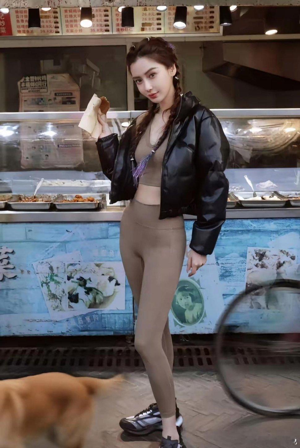 Angelababy杨颖杂志新封面曝光，这套衣服穿的个性十足按照以往的思路，裙子