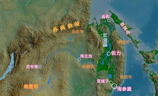 太意外了！俄方干了一件怪事：俄罗斯最新版官方地图上，悄悄把“海参崴”“伯力”等8