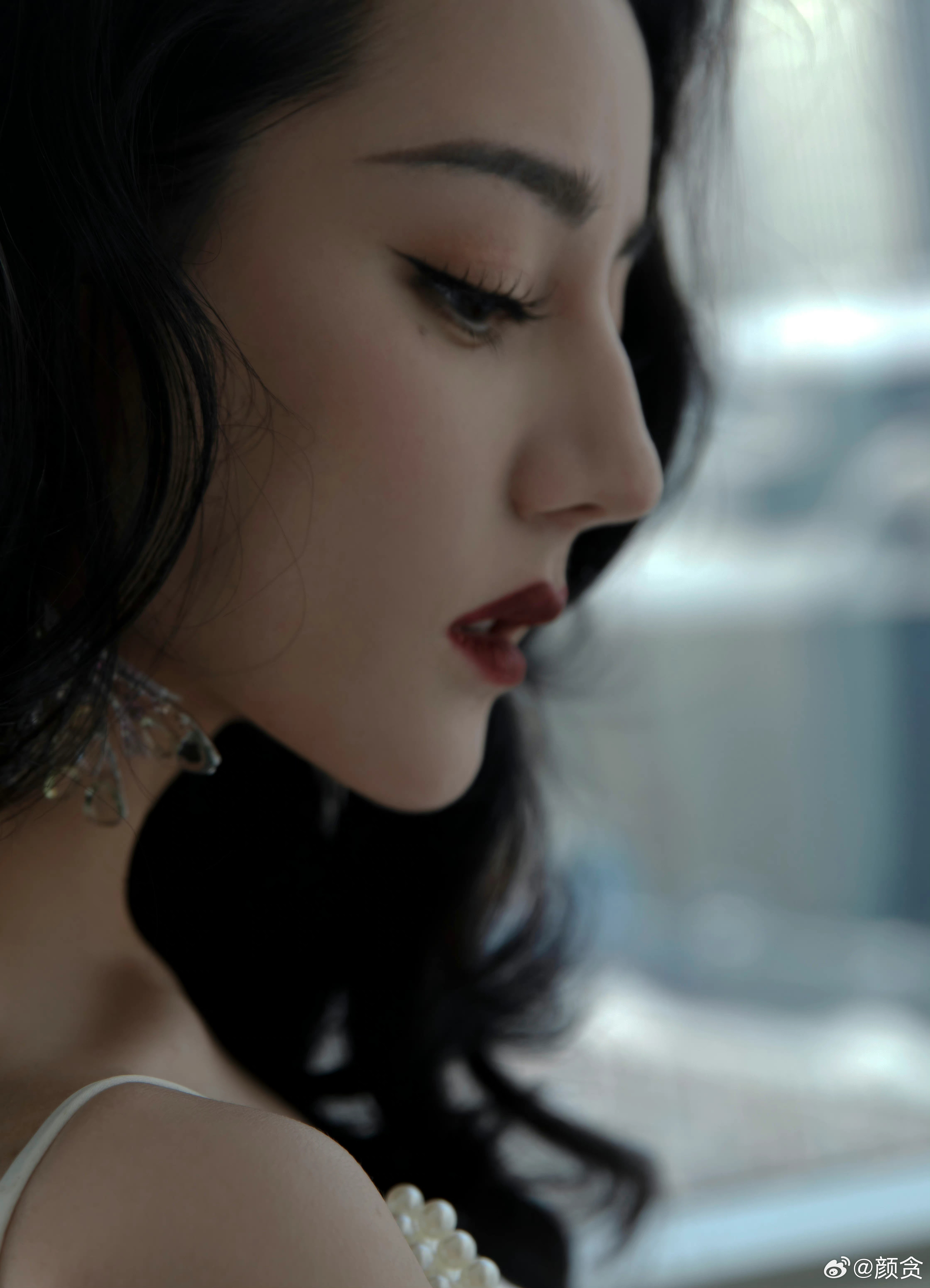 👠迪丽热巴永远真诚的巴巴，期待《白日提灯》迪丽热巴从来不会无效播剧的原因