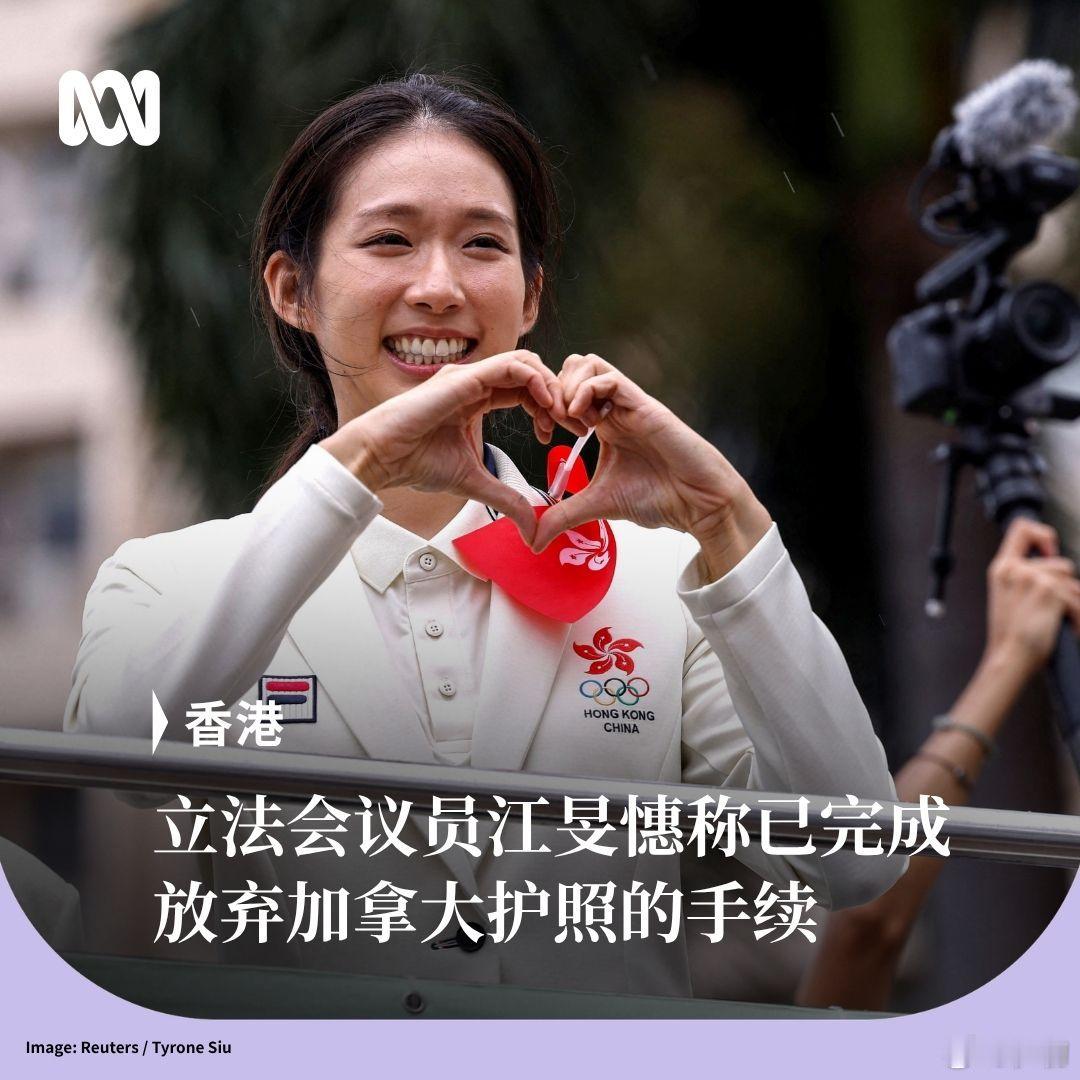 九七回归之后，中国人把它们想的太好了，盲目放弃了香港大多数领域的控制权，让一大批