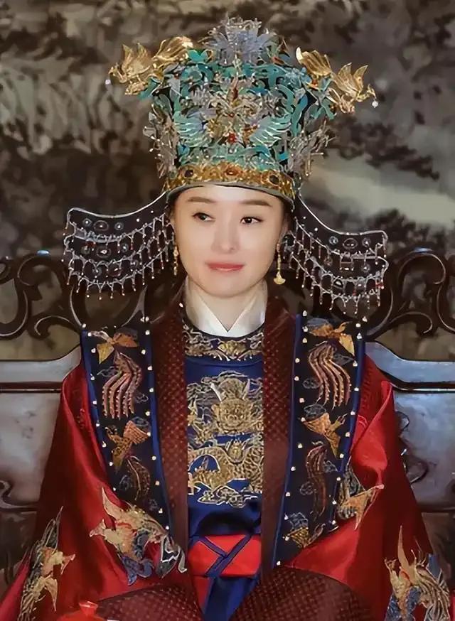 明仁宗朱高炽躺在病榻上，气息微弱地对守在身边的张皇后说，他身后要有五位妃嫔陪同。