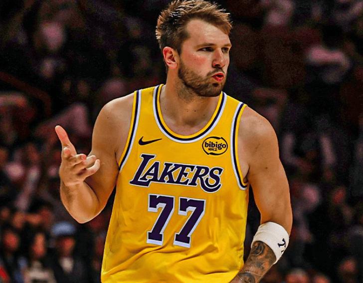 湖人记者MichaelJ.Duarte报道：据消息人士透露，卢卡-东契奇在大