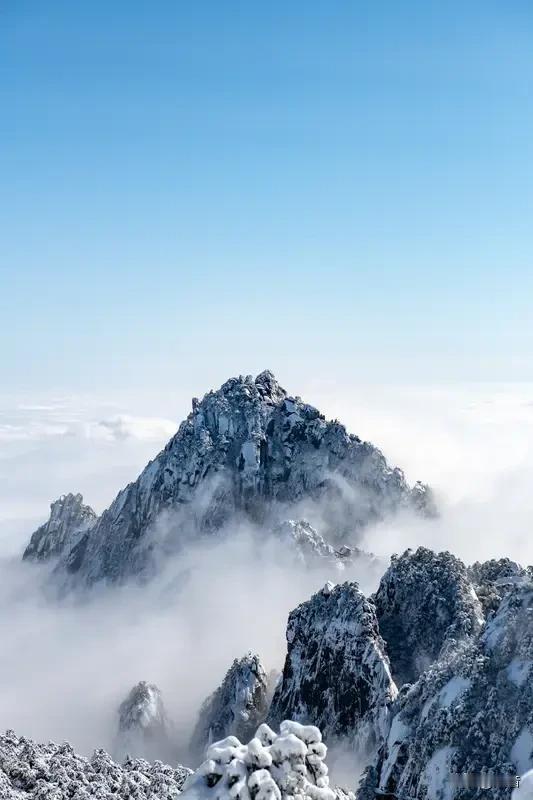 玄学的尽头是……！有人说科学的尽头是玄学。所以说玄学的尽头就是信仰。