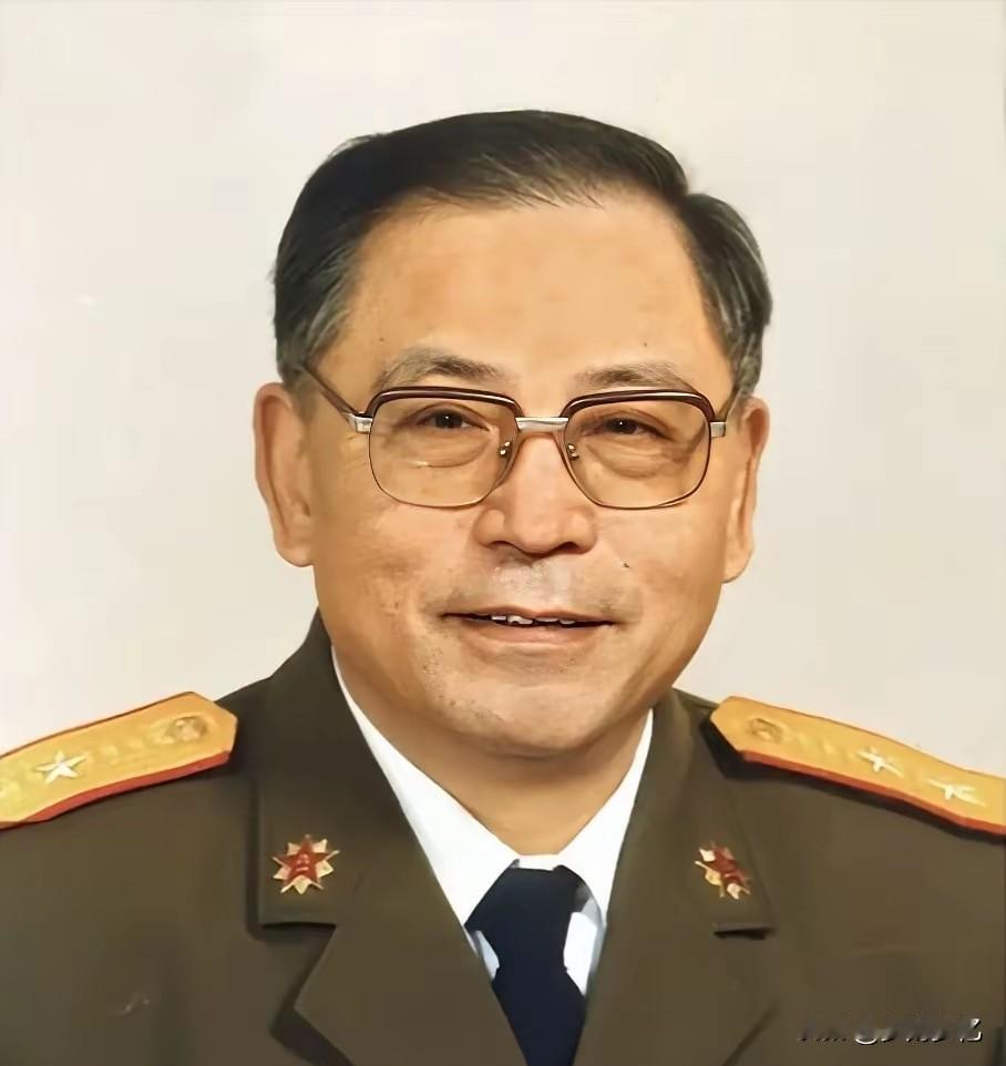 情报大王慌了神！1950年李克农闯门问粟裕，小儿子竟牵动两大名将1950年