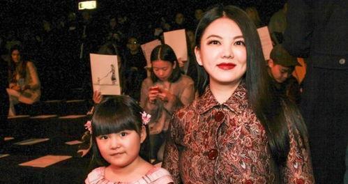 ☁一次，李湘说:“我家冰箱里有68万的东西，全是我女儿吃的。”王艳笑了笑，