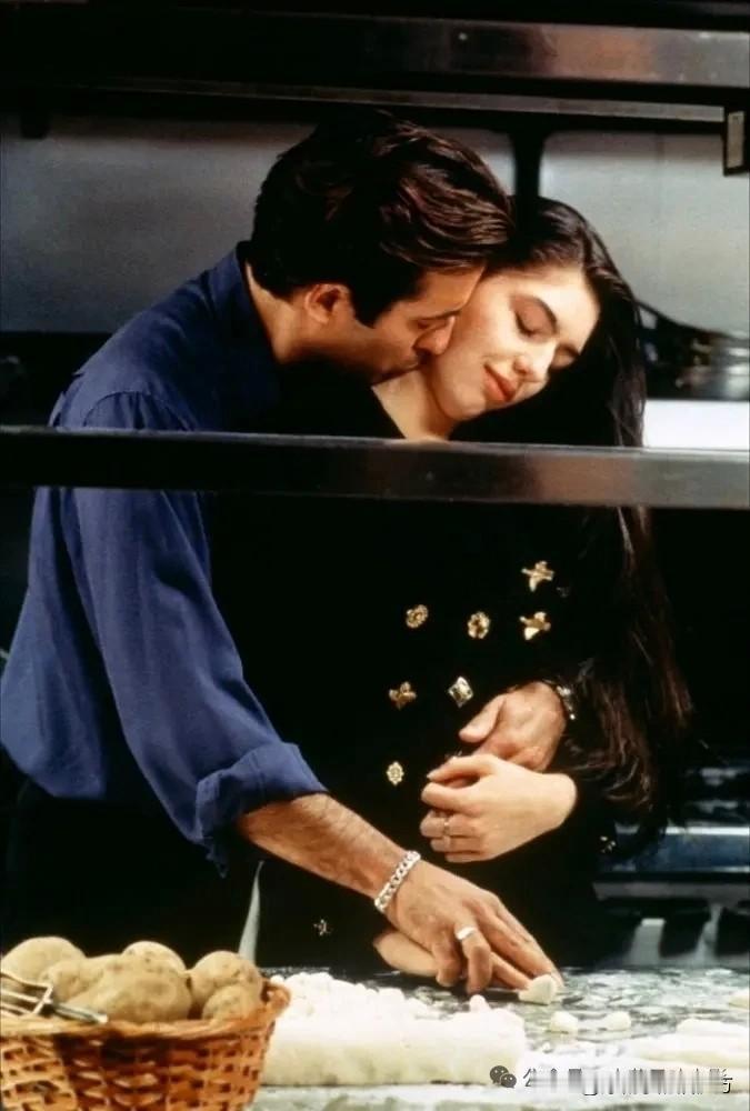 [呲牙笑]《教父3》，他闺女被评论家骂的狗血喷头～