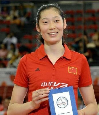 朱婷已经预留下被中国女排征召之路。她与意大利签订的1十1合约。即第二个合约在意大
