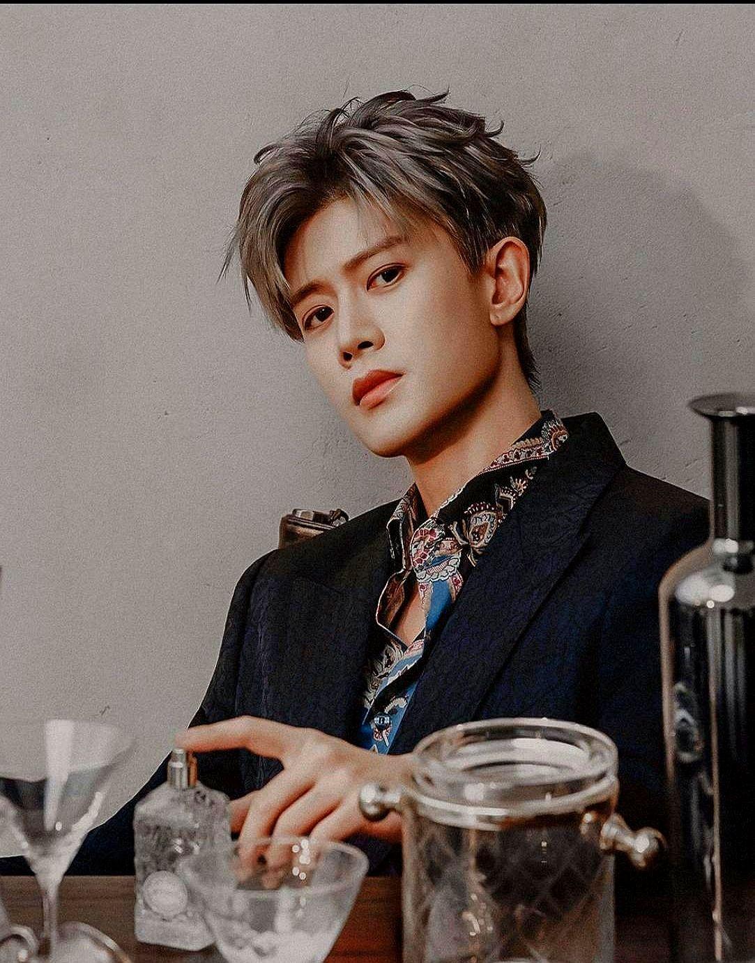 任嘉伦被指越来越无力，播再多古偶都吸引不了观众。离开欢瑞并未迎来事业第二春，