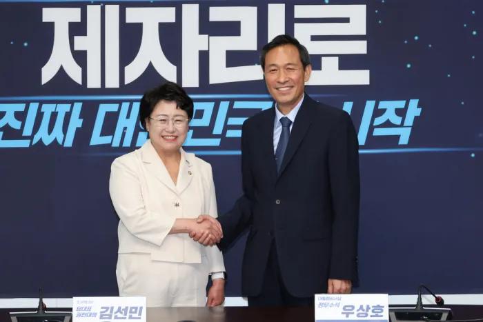 祖国革新党暗示“曹国特赦”必要性，青瓦台秘书表示同情6月11日，韩国总统府政