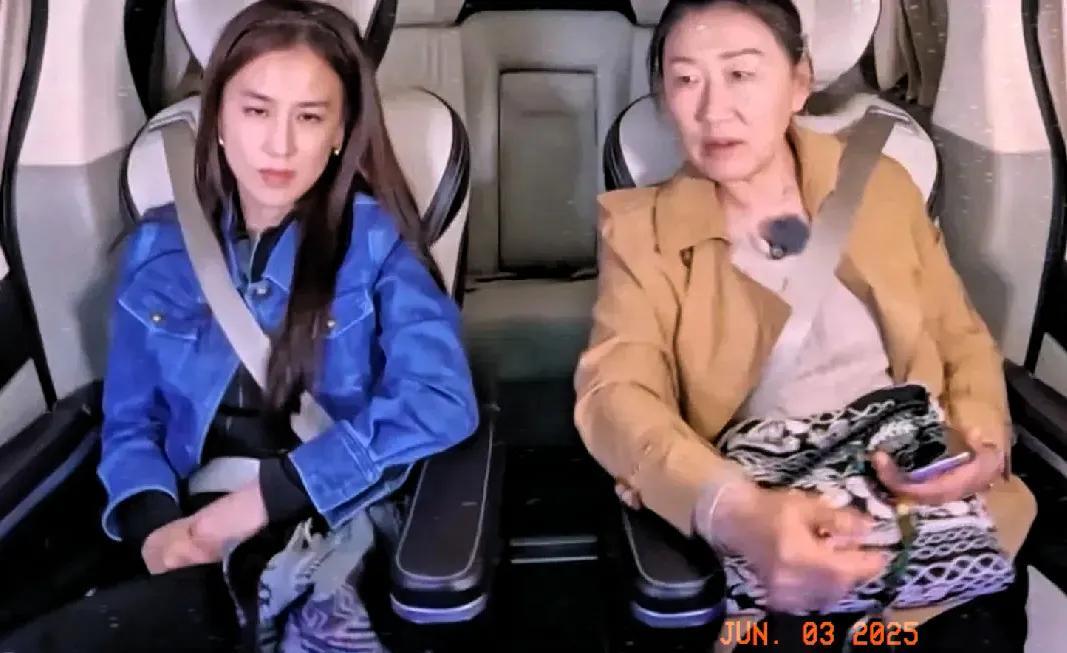 陈妈妈的控制欲太强陈梦9岁进省队赚钱工资卡一直由她控制如今陈梦都31岁了