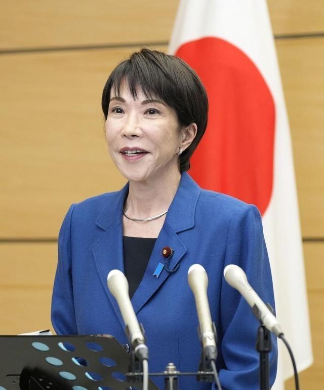 12条中日航线全部取消航班，高市早苗公开表态：希望与中方对话航班管家数